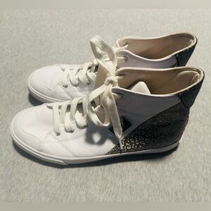 GBG Los Angeles White and Silver High-Top Sneakers Size 9